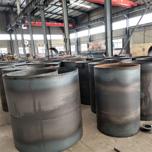 选择陇南钢护筒的材质时考虑哪些条件？